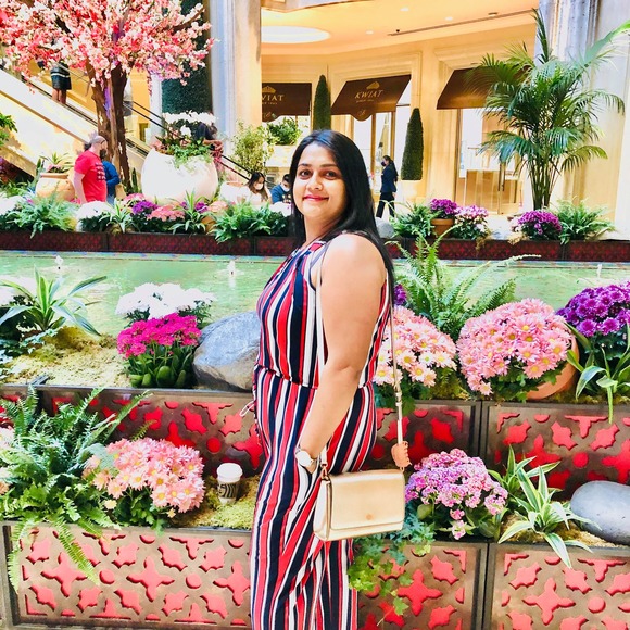 Meet your Posher, Suman lata - Picture 1 of 1